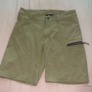Men’s North Face Shorts - size 32 waist